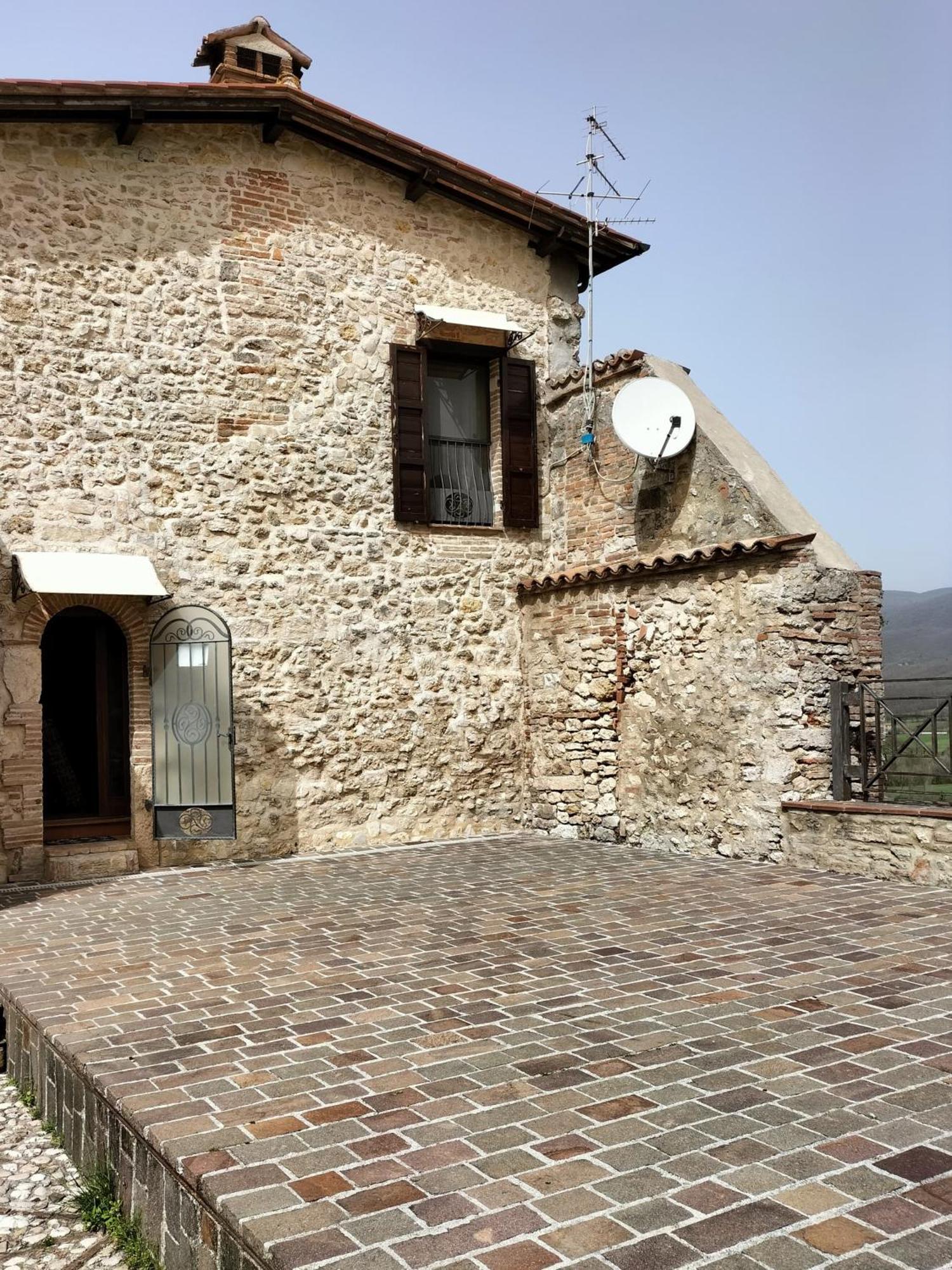 La Piazzetta - Locazione Turistica Nel Centro Storico Di Acquasparta Eksteriør bilde